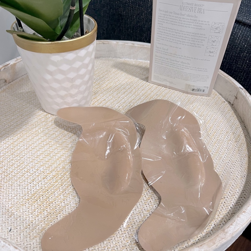 Ultimate Boost Adhesive Bra